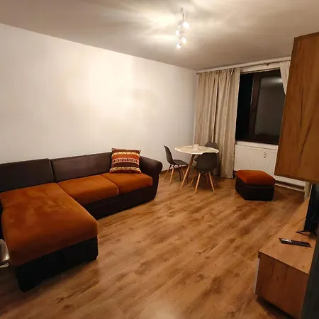 Comfort 2-room Obregia Si Budimex Hospitals Nu Ofer Factura Апартаменти *