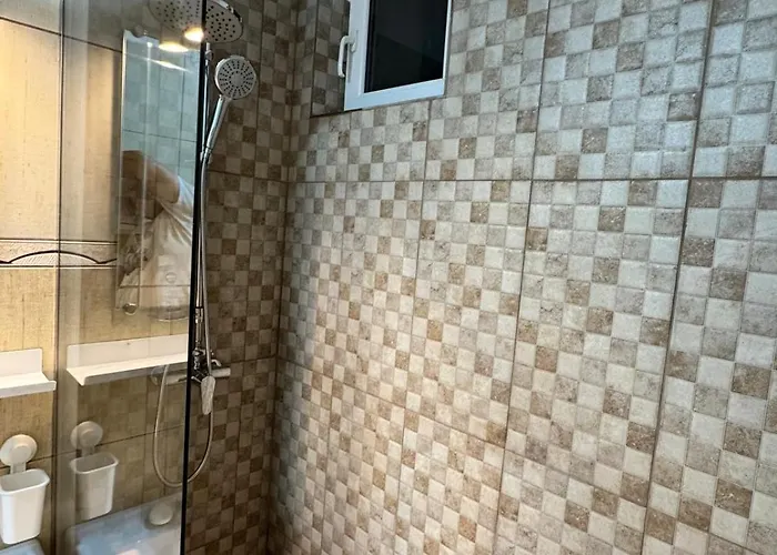 Comfort 2-room Obregia Si Budimex Hospitals Nu Ofer Factura דירה בוקרשט